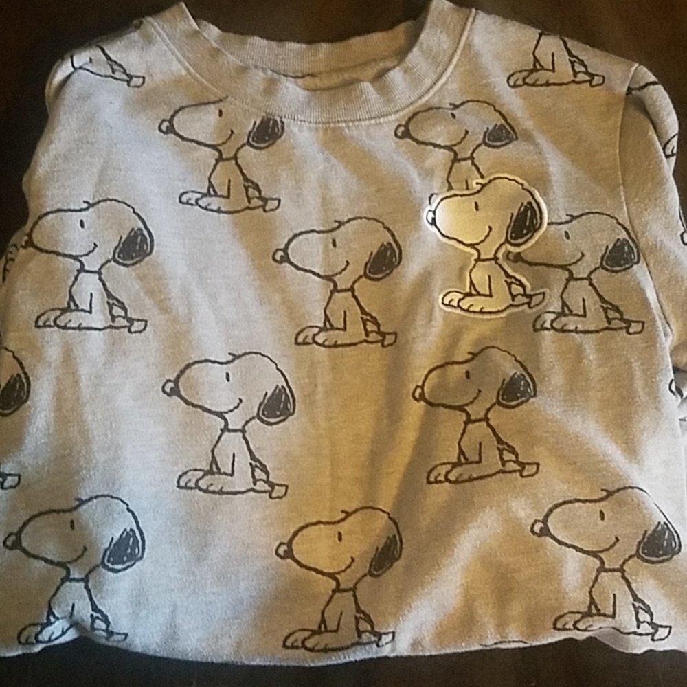 Sweatshirt